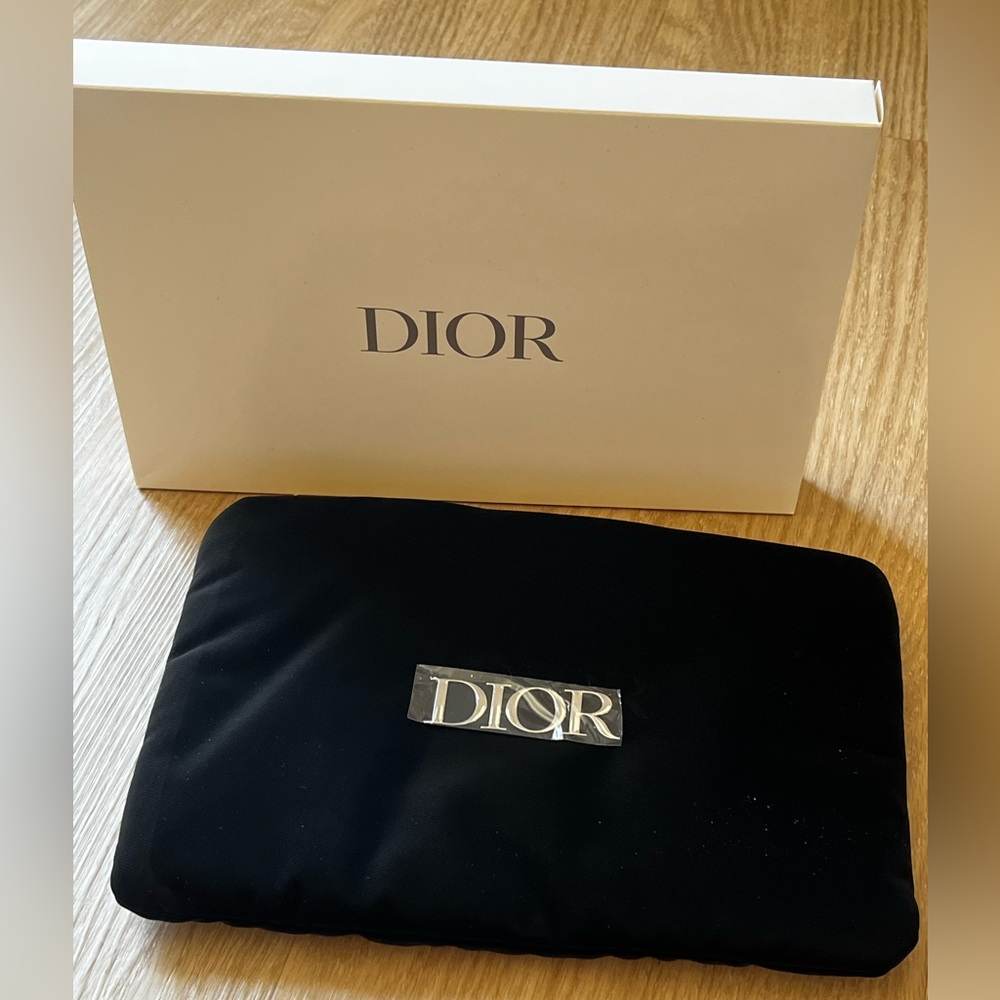 ✨Authentic Dior Black Pouch